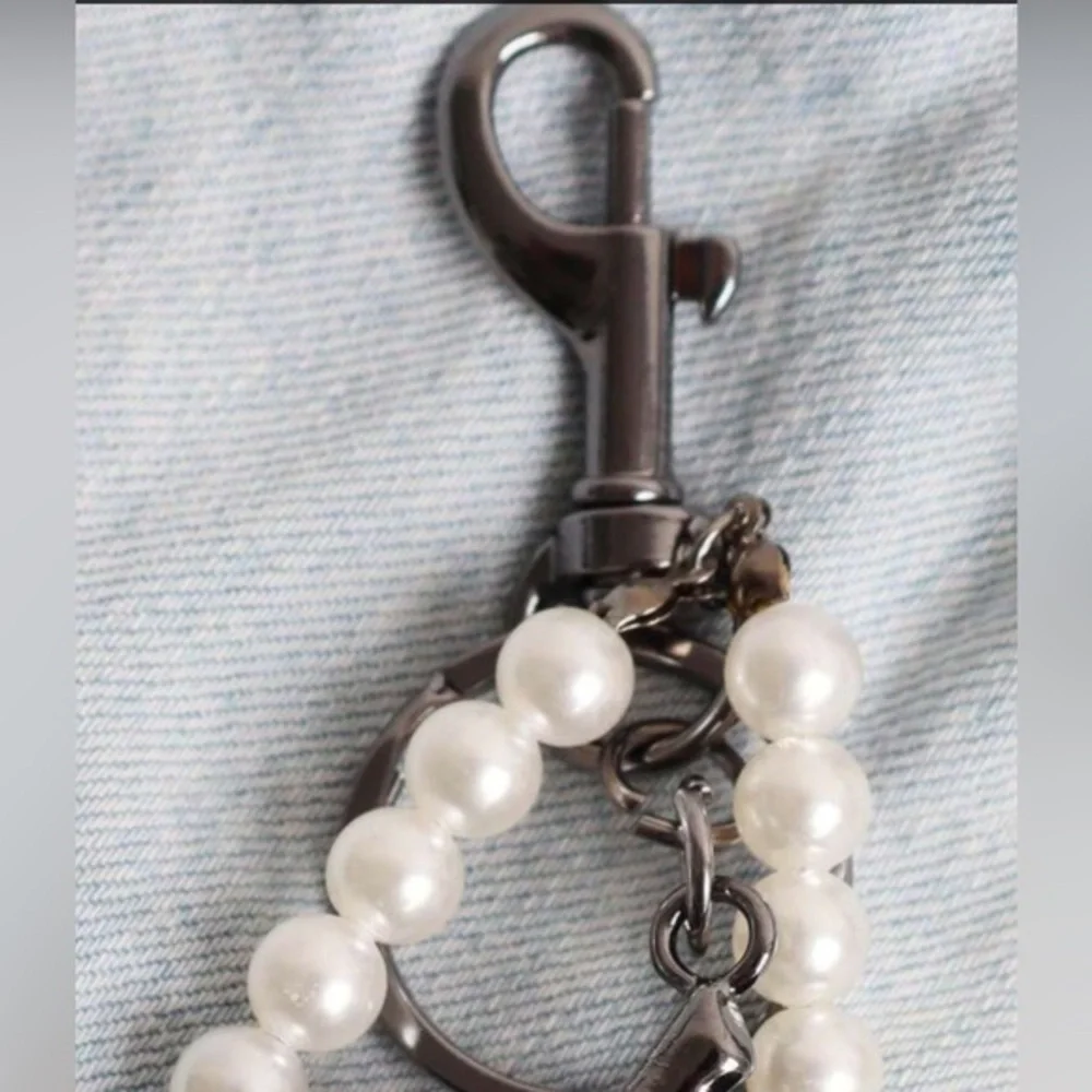 ✨NEW✨ Black glitter Cherry Keychain Charm with Pearls